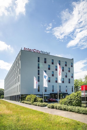 Property grounds - IntercityHotel Berlin Airport Area North (Schoenefeld)