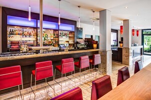 Bar (en el alojamiento)