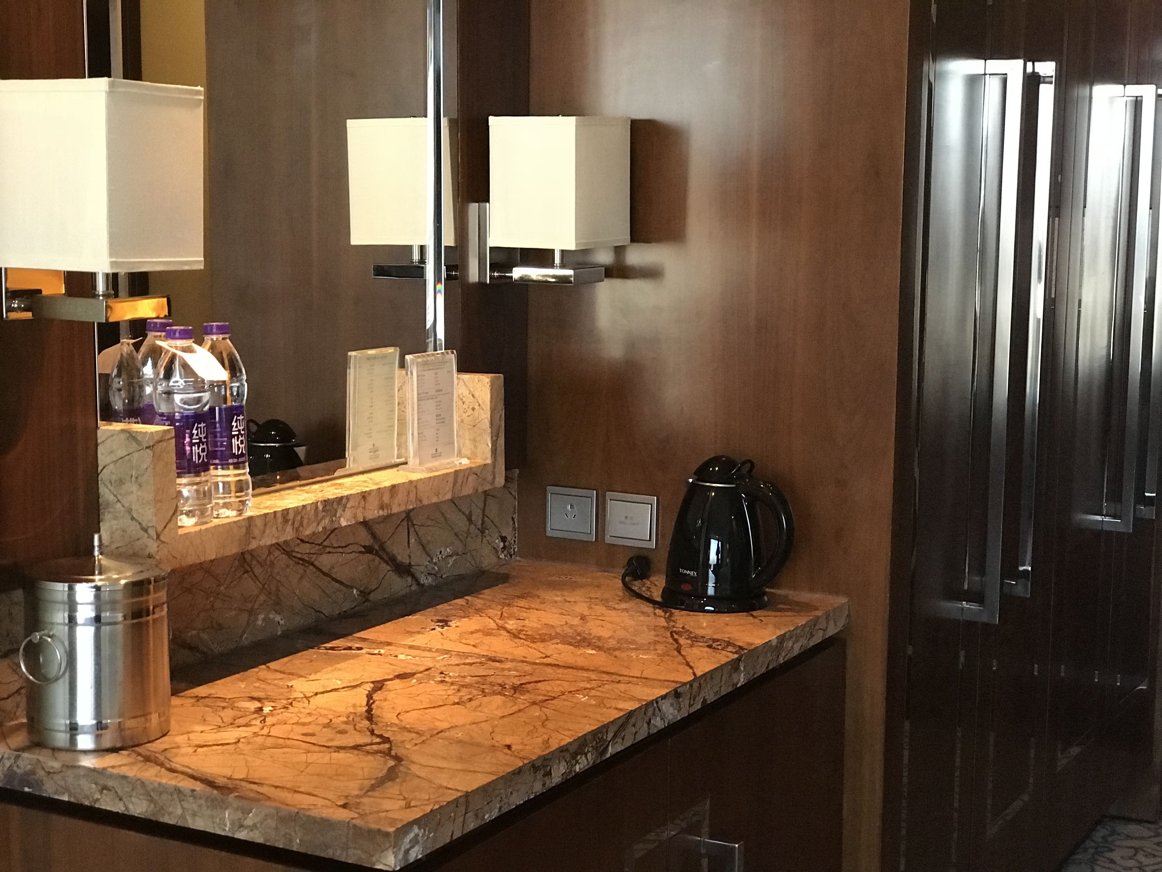 premium bedding, down duvets, tempur-pedic beds, minibar