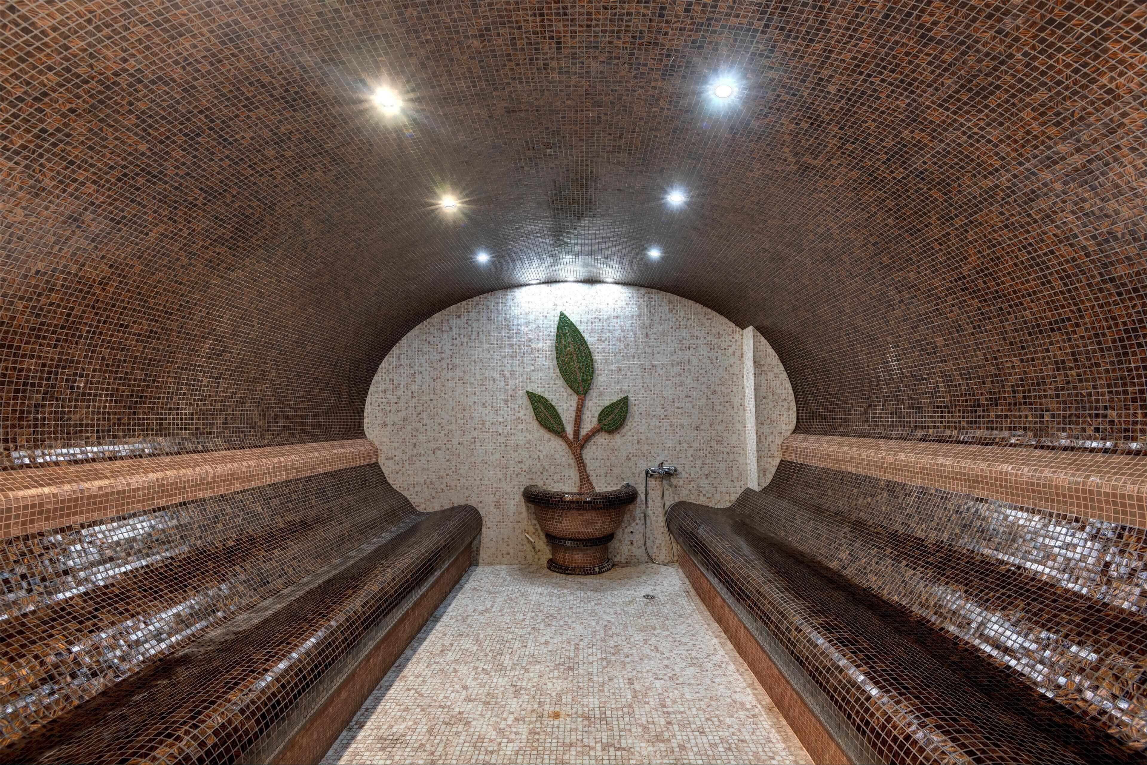 Body treatments, hydrotherapy, aromatherapy, body wraps, body scrubs