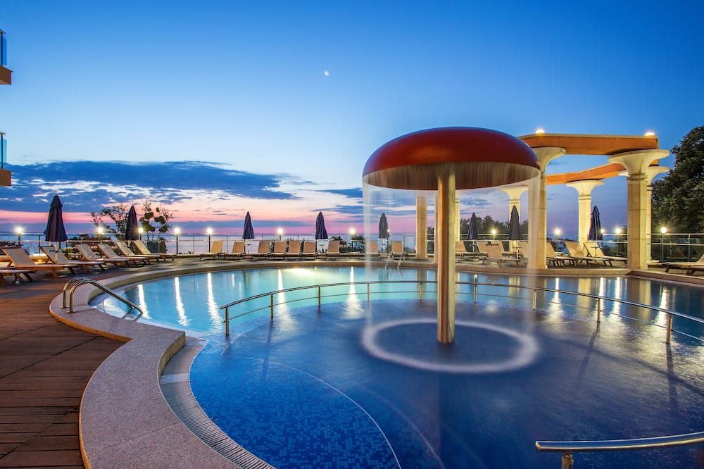 Astera Hotel & Spa