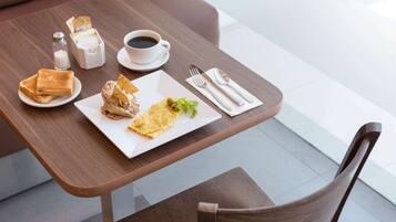 Breakfast, lunch and dinner served