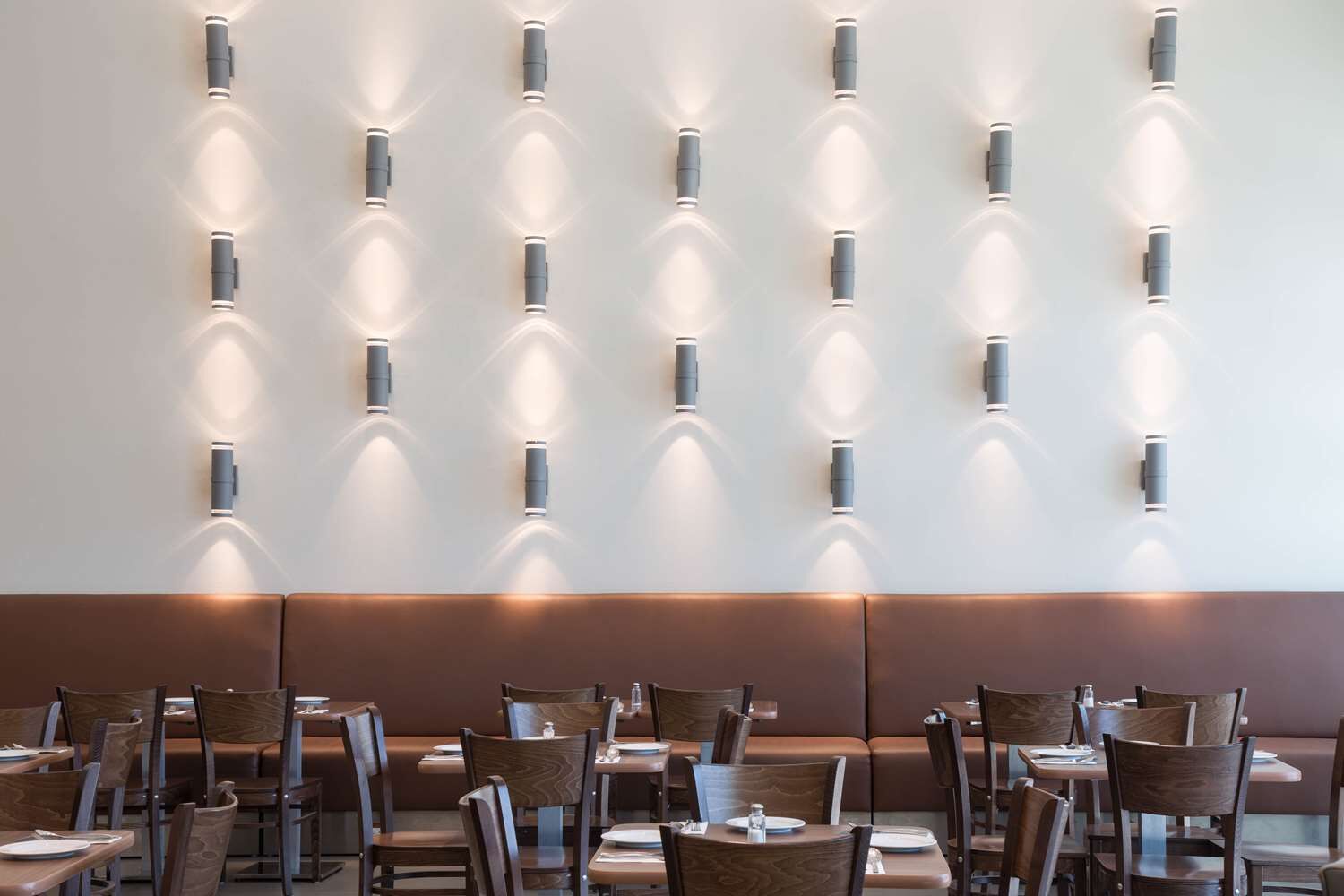 Breakfast, lunch and dinner served