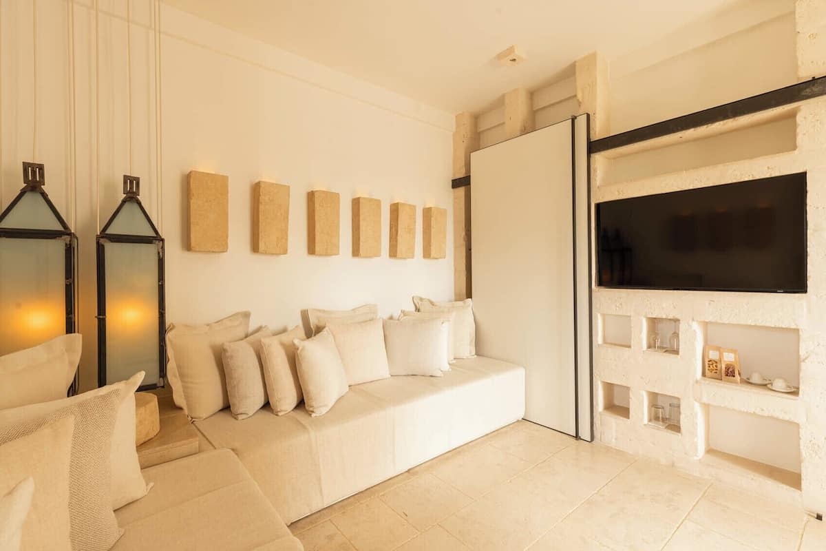 Kamer, 1 slaapkamer (Corte Magnifica) | 1 slaapkamer, een minibar, een kluis op de kamer, een bureau