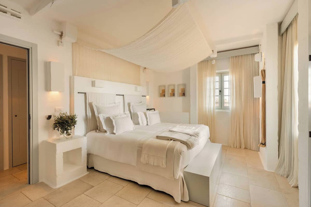 Suite, 2 Bedrooms (Borgo Casetta Splendida) | Minibar, in-room safe, desk, blackout curtains