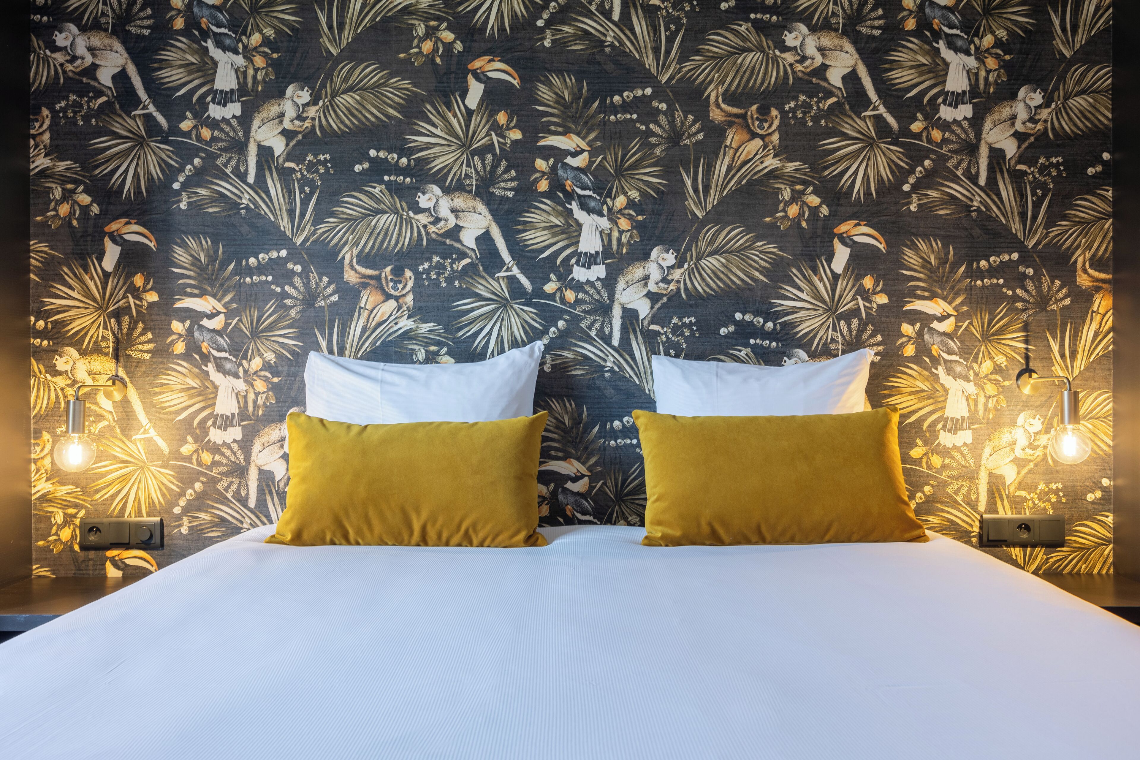 memory-foam beds, in-room safe, desk, blackout curtains