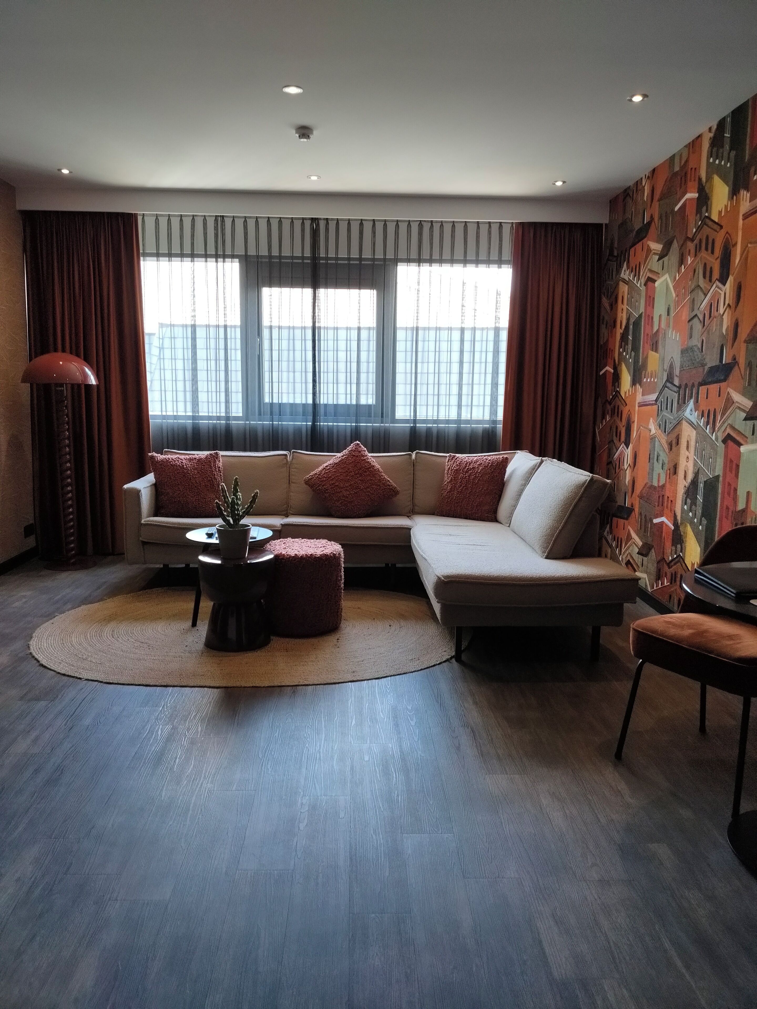 business suite | memory-foam beds, in-room safe, desk, blackout curtains