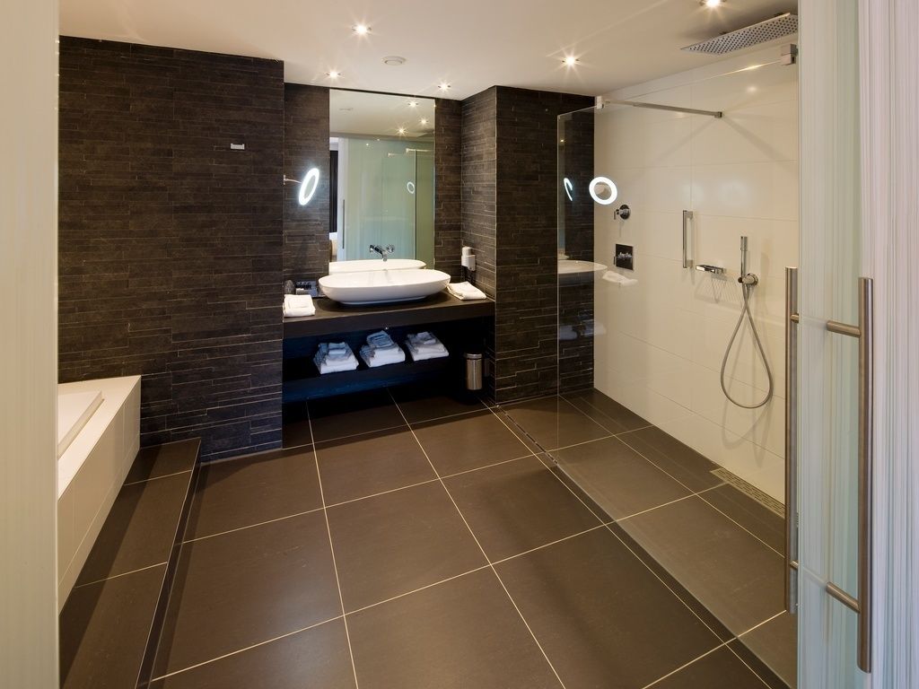 business suite | memory-foam beds, in-room safe, desk, blackout curtains