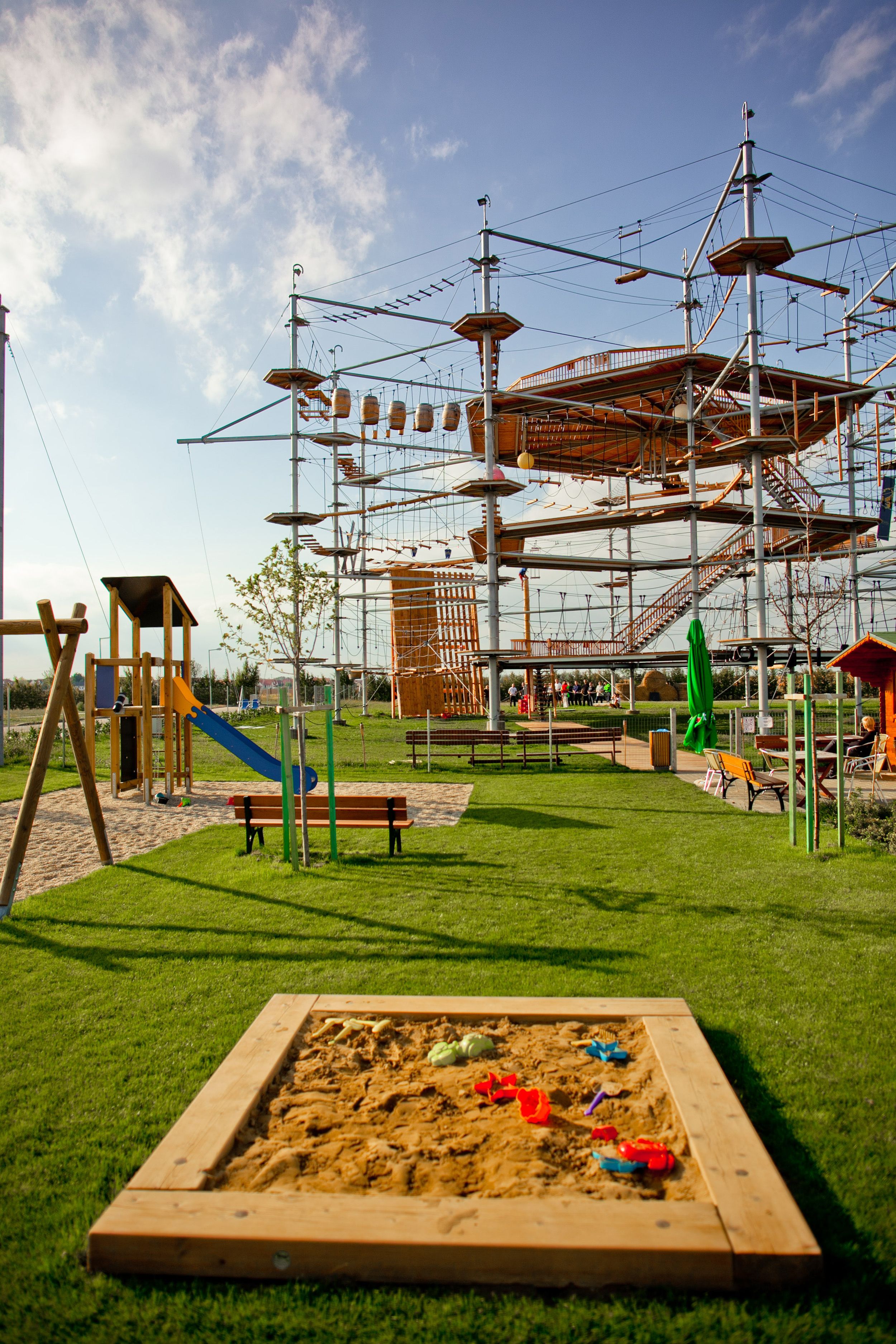 Children’s play area – outdoor