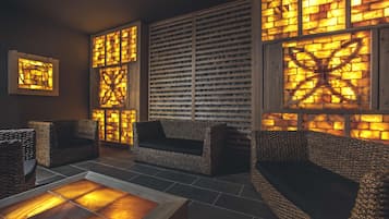 Salas de tratamiento para parejas, sauna y baño de vapor