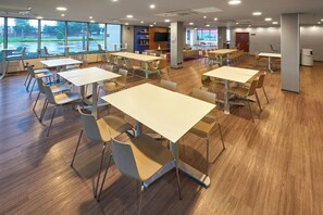 Desayuno continental incluido todos los días