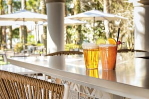 Bar (on property) - Marriott's Lakeshore Reserve (Orlando)