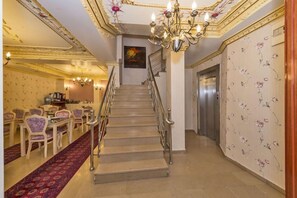 Interior - Istanbul Holiday Hotel (Istanbul)