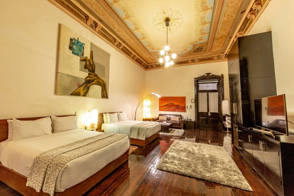 Junior Suite, 2 Double Beds