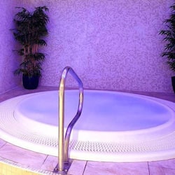 Bain à remous intérieur