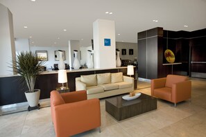 Lobby - One Aguascalientes Sur (Aguascalientes)