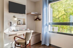 Comfort Room, 1 Queen Bed, Non Smoking (Twin bed on request) | View from room