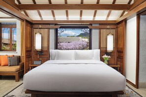 ห้องพรีเมียม, เตียงคิงไซส์ 1 เตียง | เครื่องนอนระดับพรีเมียม, ผ้านวมขนเป็ด, มินิบาร์, ตู้นิรภัยในห้องพัก