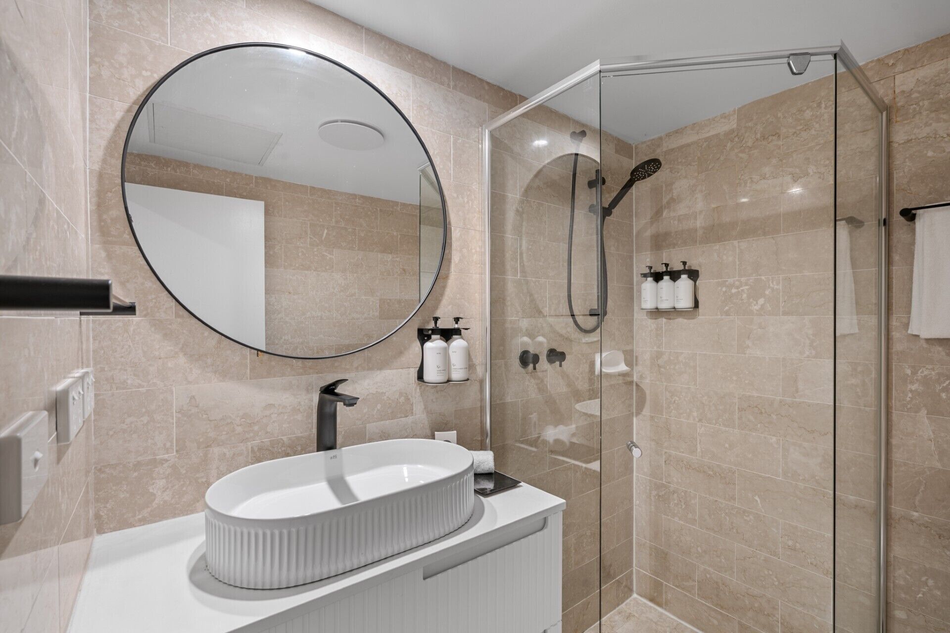 Classic Double or Twin Room | Bathroom