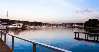 Silkari Mirage Newport