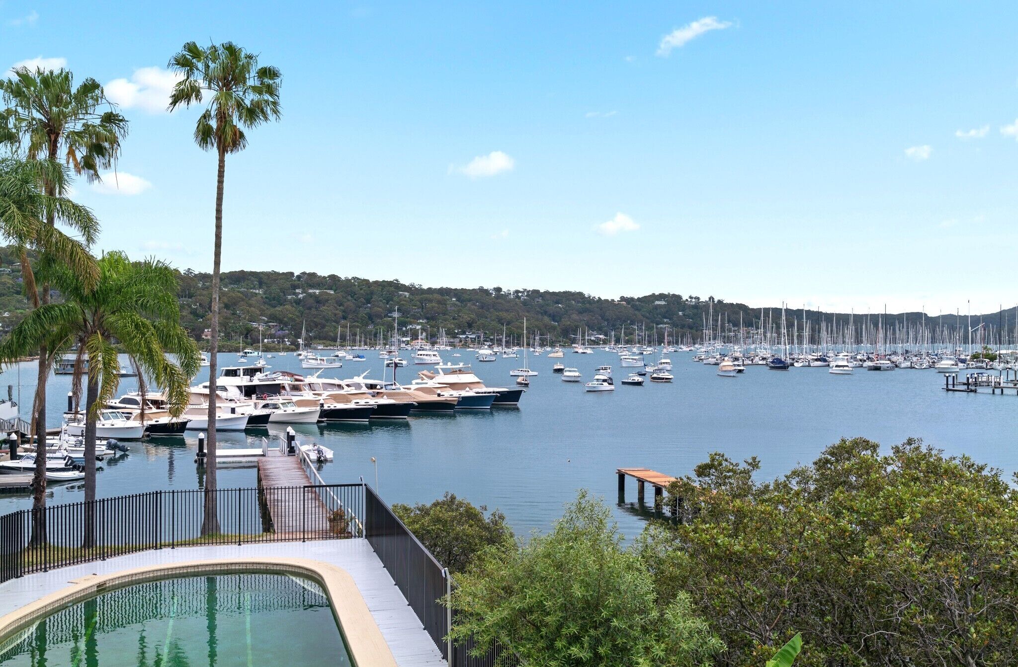 Superior vierpersoonskamer | Verduisterende gordijnen, een strijkplank/strijkijzer, gratis wifi