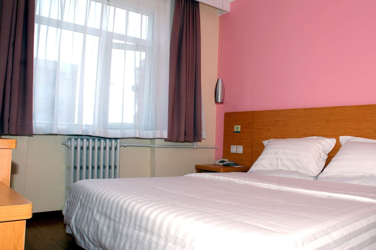 Desk, blackout curtains, rollaway beds, free WiFi