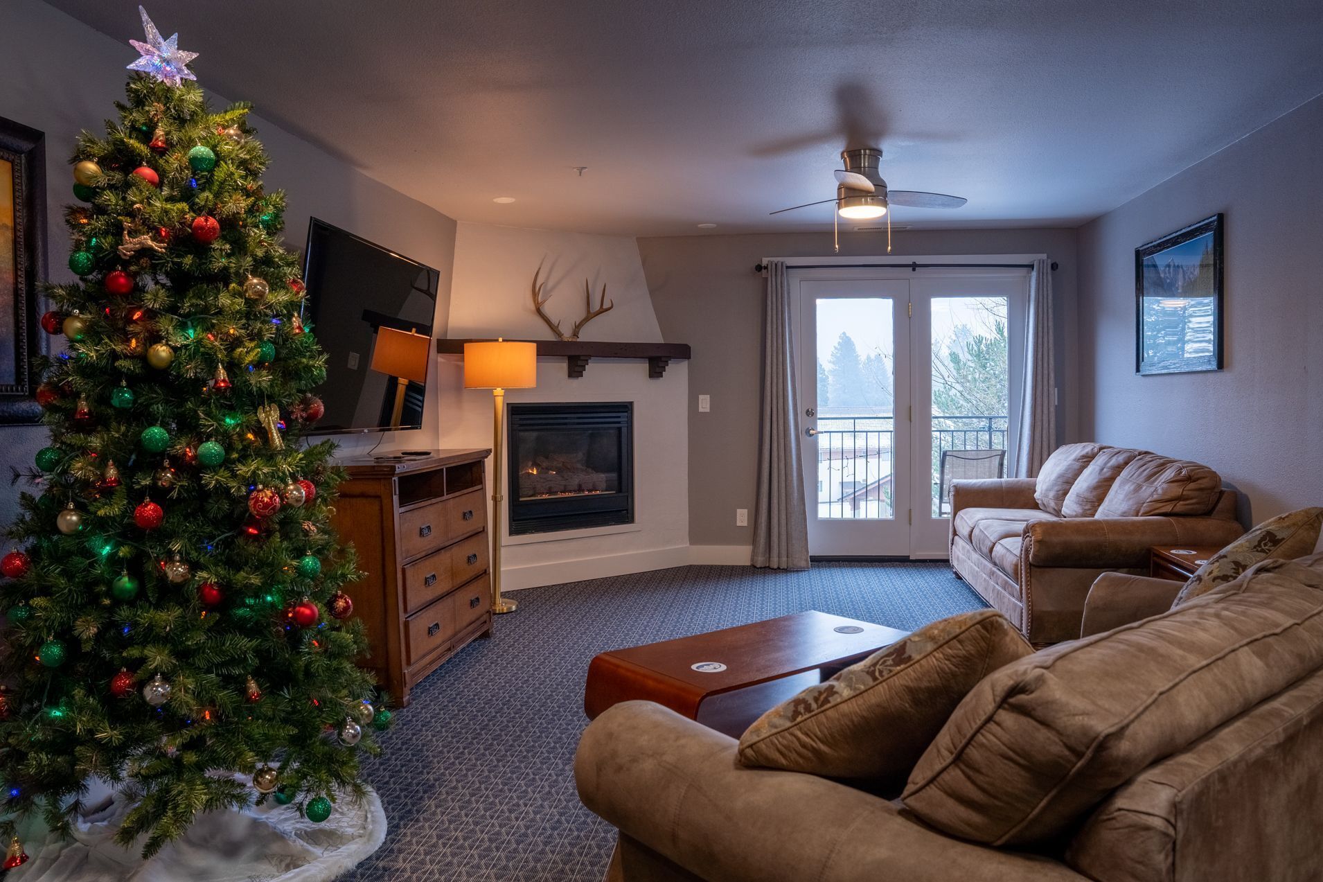 three bedroom family suite | living room | 50-inch flat-screen tv with cable channels, tv