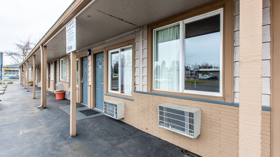 Autzen Inn