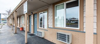 Autzen Inn
