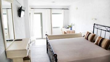 Superior-Zimmer | Zimmersafe, Verdunkelungsvorhänge, Bettwäsche