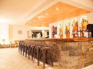 2 bars/lounges, lobby lounge - Elpida Village (Agios Nikolaos)