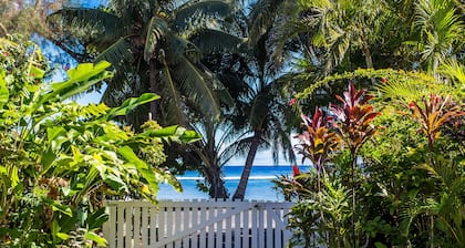 The Black Pearl Beach Side Apartments