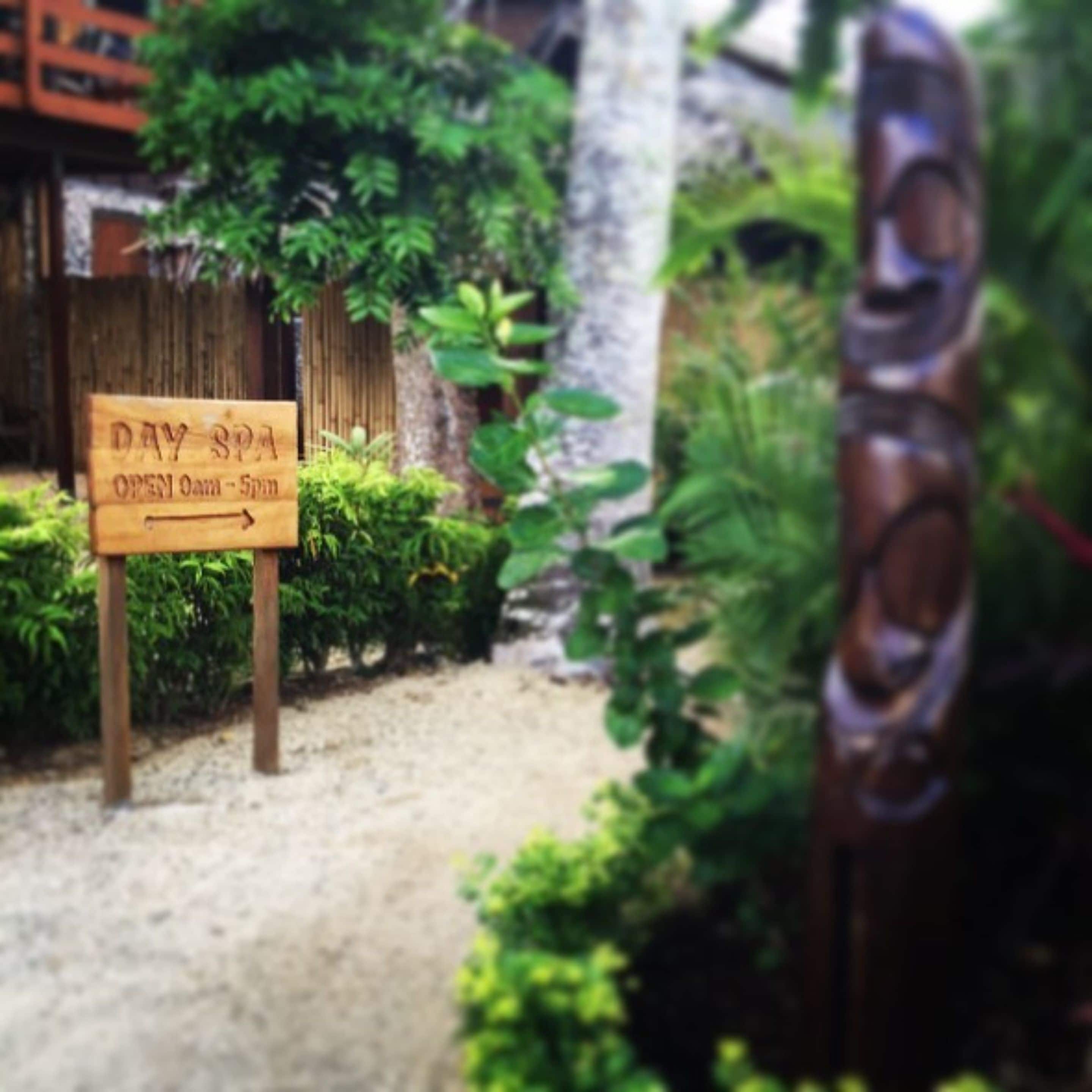 body treatments, deep-tissue massages, massages on the beach