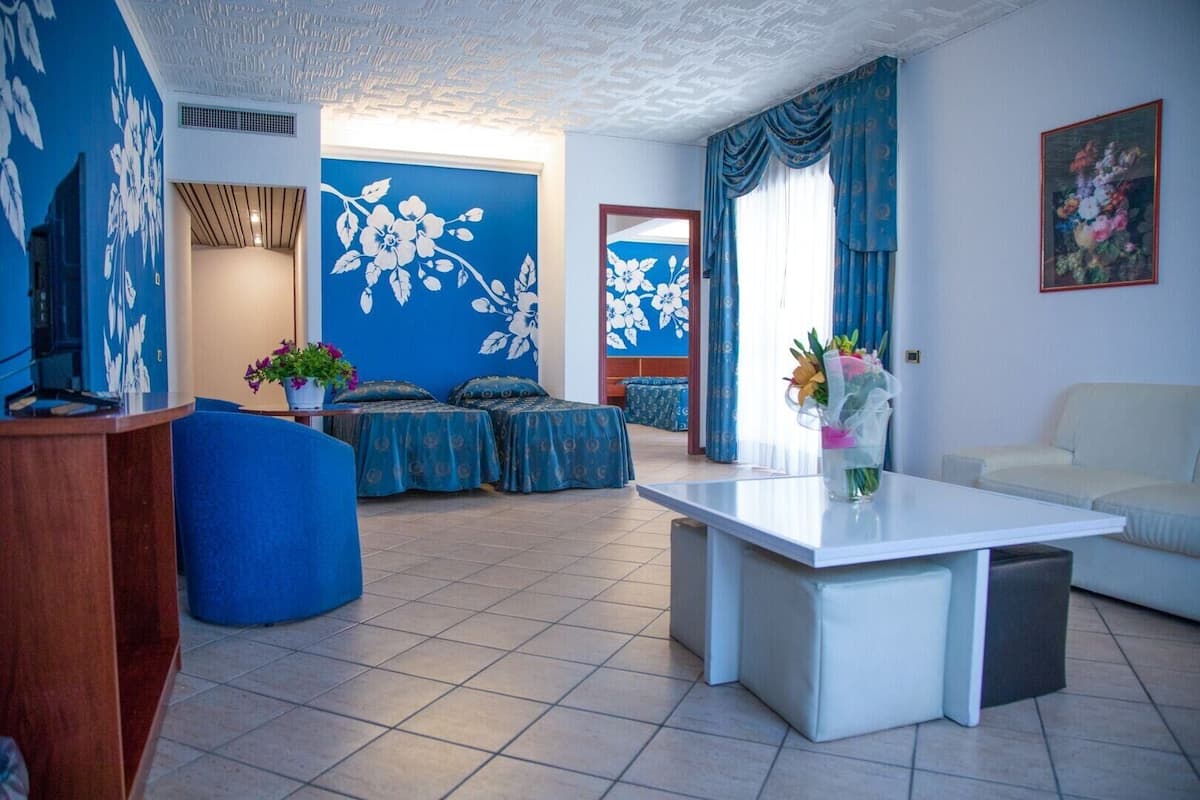 Quadruple Room | Interior