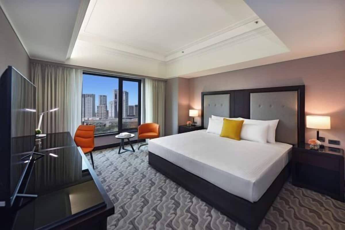 1 bedroom, in-room safe, desk, laptop workspace