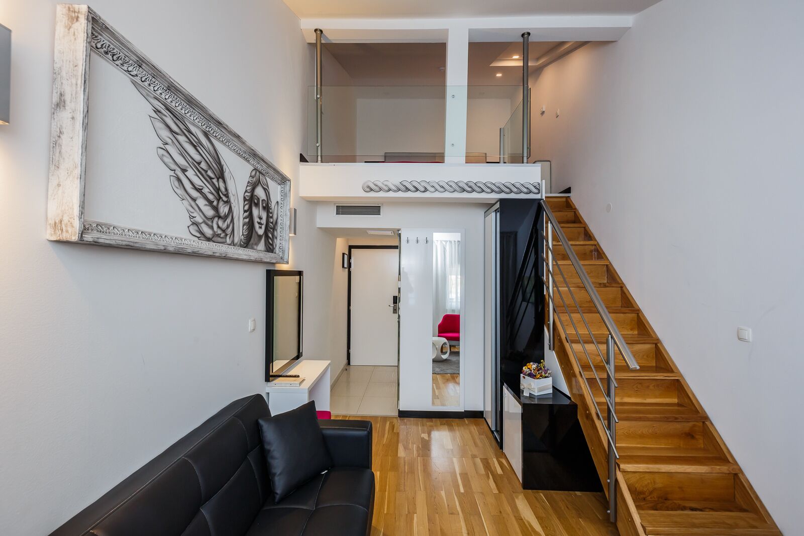 Gallery Duplex, 1 Bedroom | In-room safe, desk, blackout drapes, soundproofing