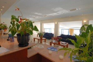 Lobby - New Grande Mare Hotel (Corfu)