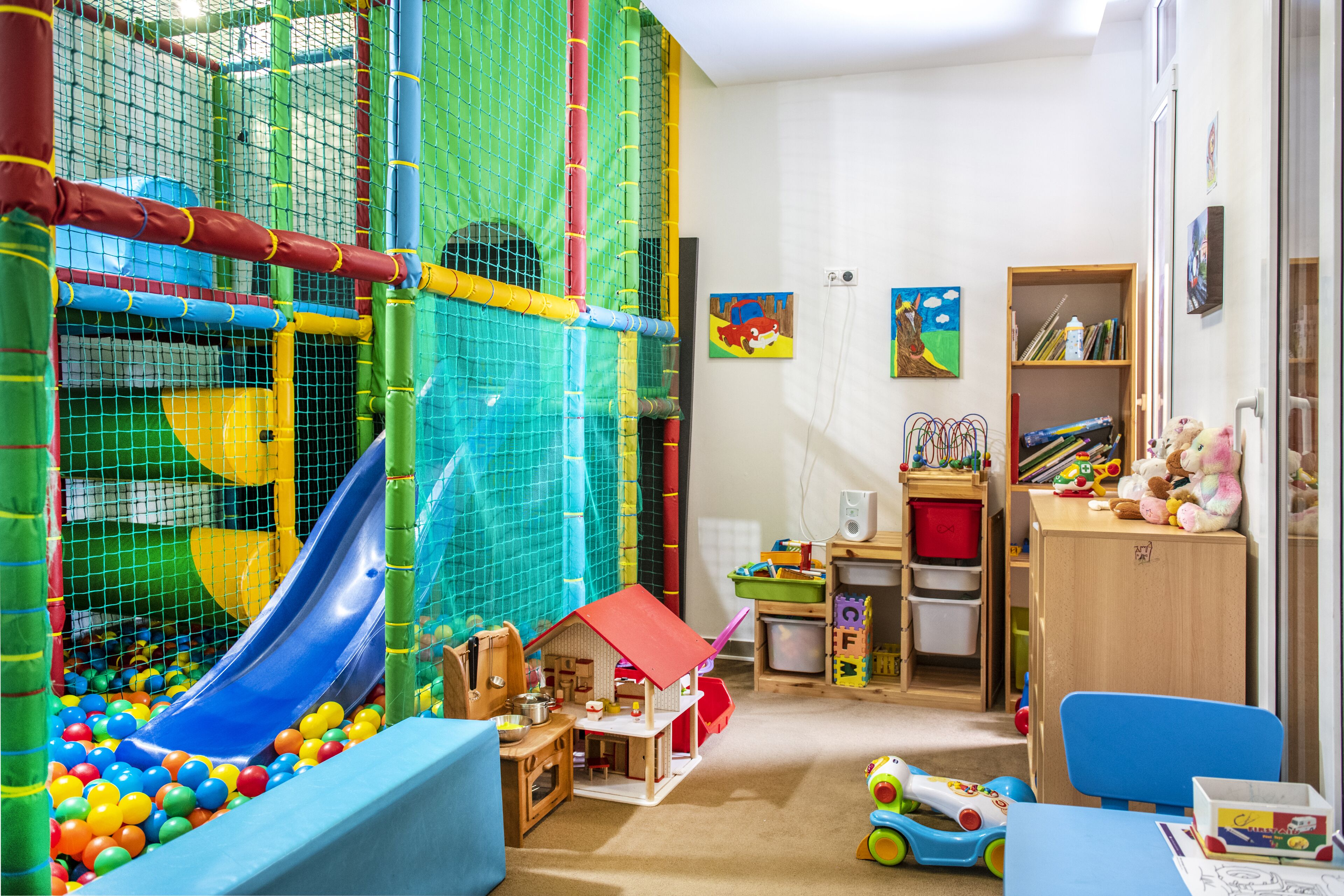 children’s play area – indoor
