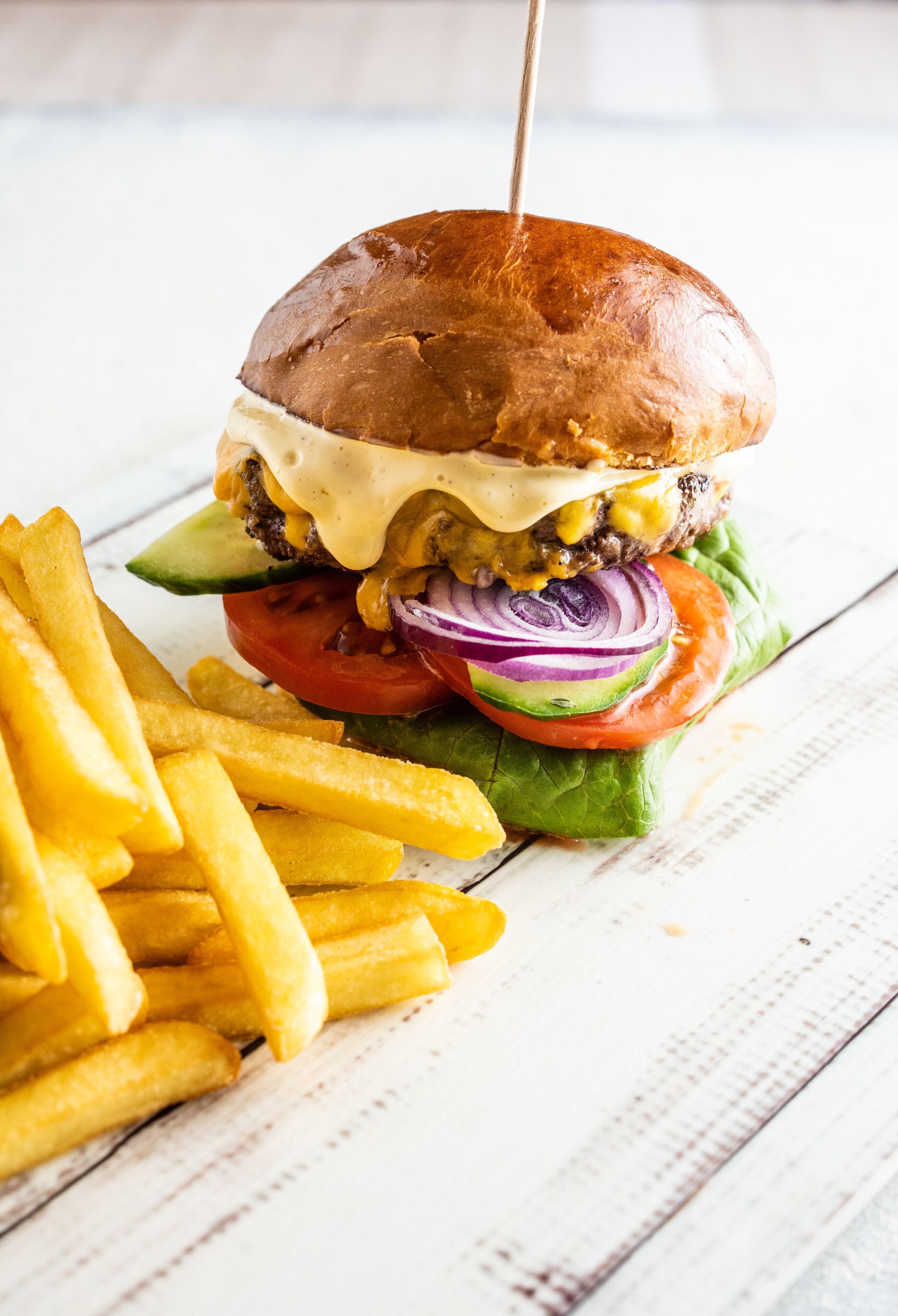 breakfast, lunch, dinner served; international cuisine, garden views