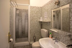 Bathroom - Sole e Luna Bed & Breakfast (Rome)