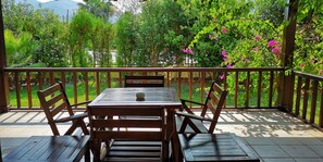 Premier Double Room, 1 King Bed, Corner