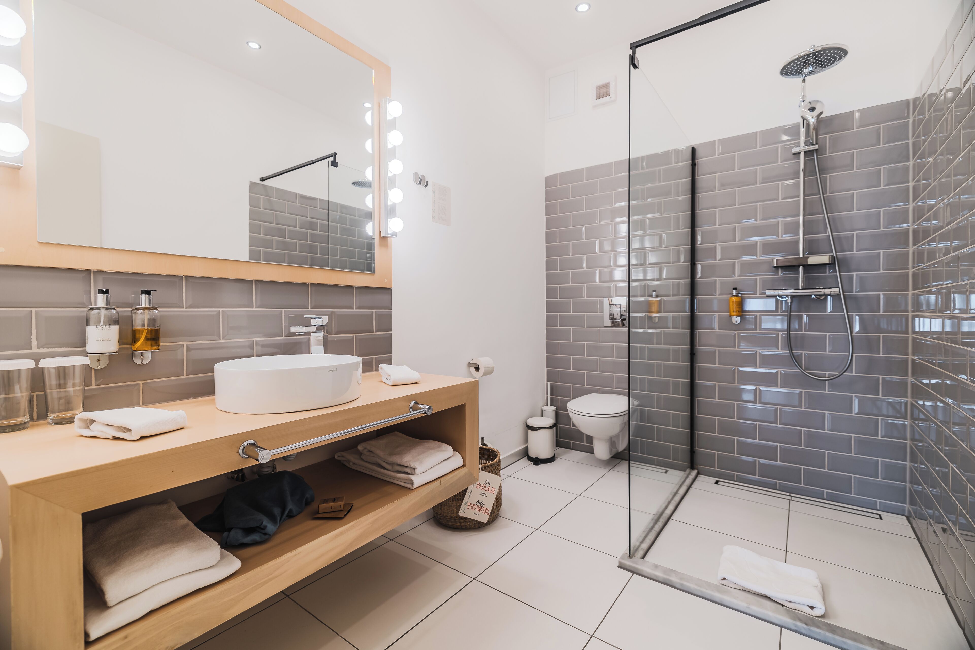 Junior-Studiosuite | Badezimmer