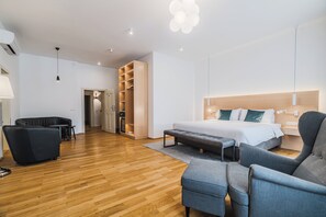 Suíte estúdio júnior | Roupas de cama antialérgicas, frigobar, individualmente decorados