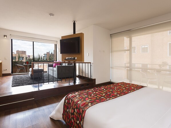 Luxury Room | Premium bedding, minibar, in-room safe, desk