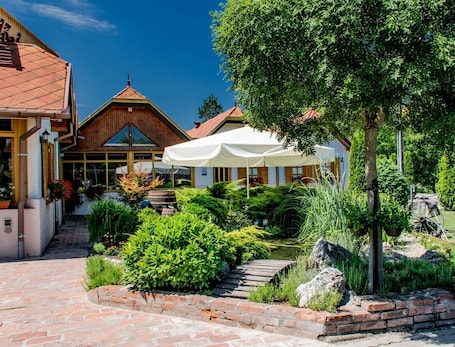 Außenbereich. Vineyard Inn
