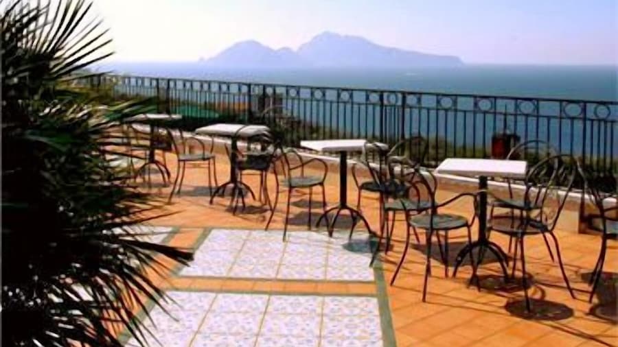 Hotel Villa Pina Antico Francischiello