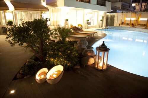 Yacht Bohéme Hotel - Adults Only