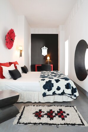 家庭套房, 私人浴室 | 遮光布/窗簾、熨斗/熨衣板