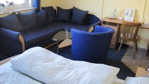 Unclassified image, 3 of 40, button - Hotel Gasthaus Rogge (Lemgo)