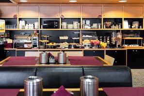 Restaurant - Hotel Garnì Pegrà (Ponte di Legno)